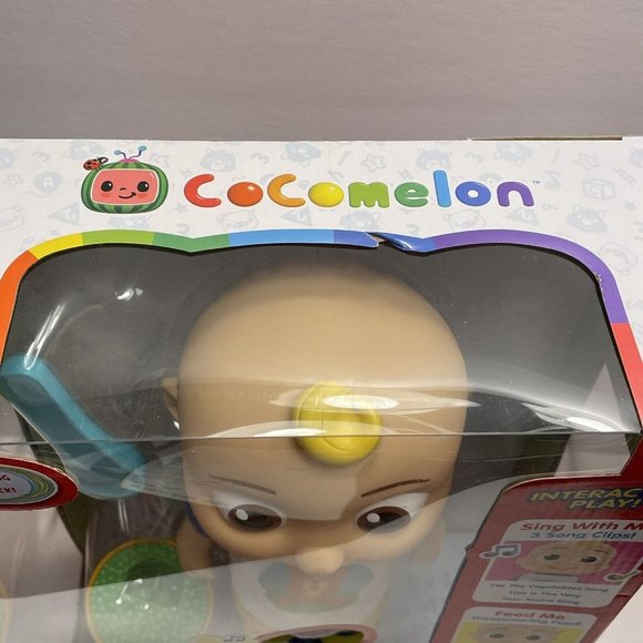 CoComelon Deluxe Interactive JJ Doll Sing Feed And Dress JJ - Picture 5 of 7